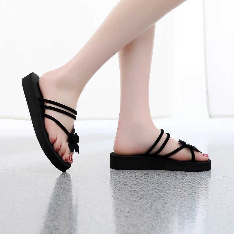 New Arrival Summer womens slippers outdoor lightweight sandals indoor womens flat flip black anti slip basic household sandals T250108