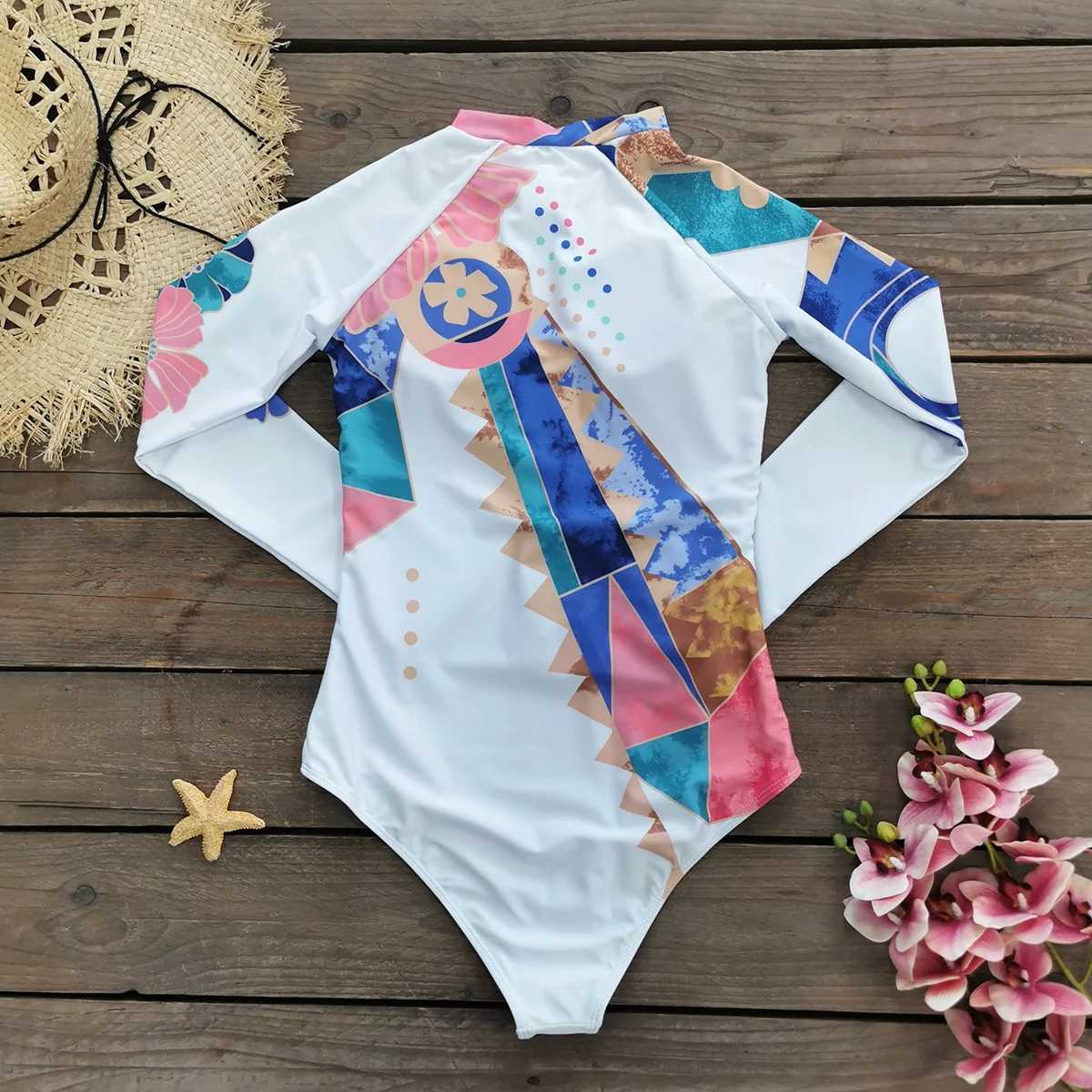2024 New Print Long Seve One Piece Swimsuit Sexy Swimwear Women ss Beachwear Surf Bathing Suit Push Up Monokini FaXJ240108