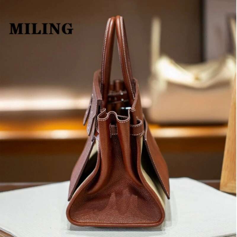 Women's Large Capacity Tote Bag Design Leather Splicing Canvas Handbags Ladies 2024 New Classic Commuting Satchels