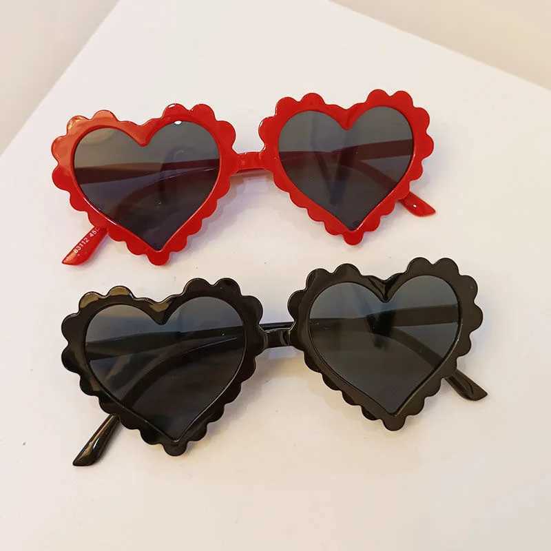 New childrens large frame heart-shaped sunglasses for girls fashionable sunglasses cute baby outdoor sunglasses UV400 Oculos De Sol W250109