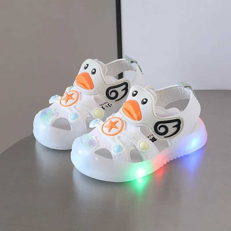 Sandals childrens shoes colorful boys and girls with lights childrens sandals soft soles casual snowshoes sports shoes childrens shoes W250108