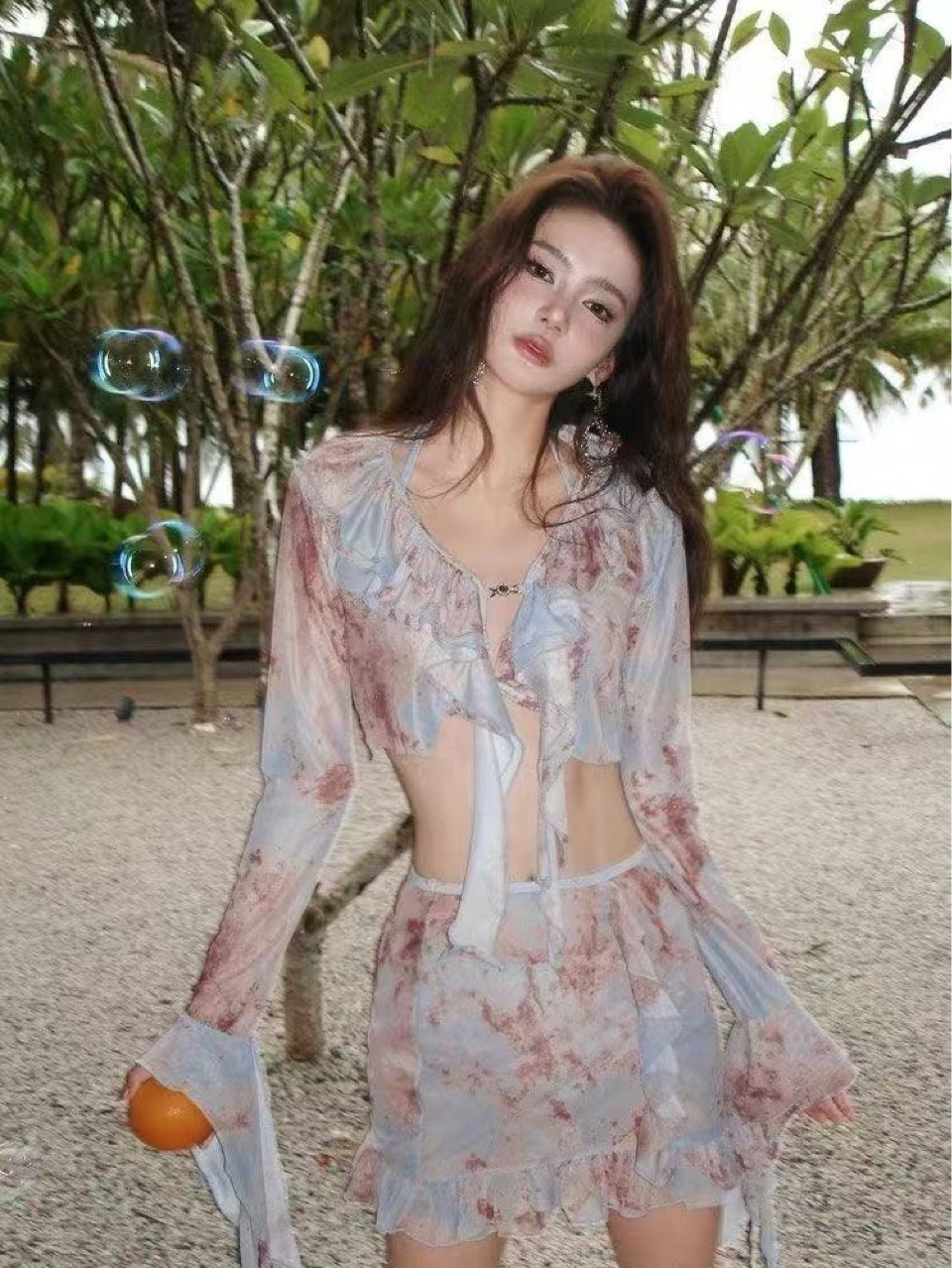2025 new sexy bikini swimsuit designer women's beach vacation set abdominal slimming four piece set