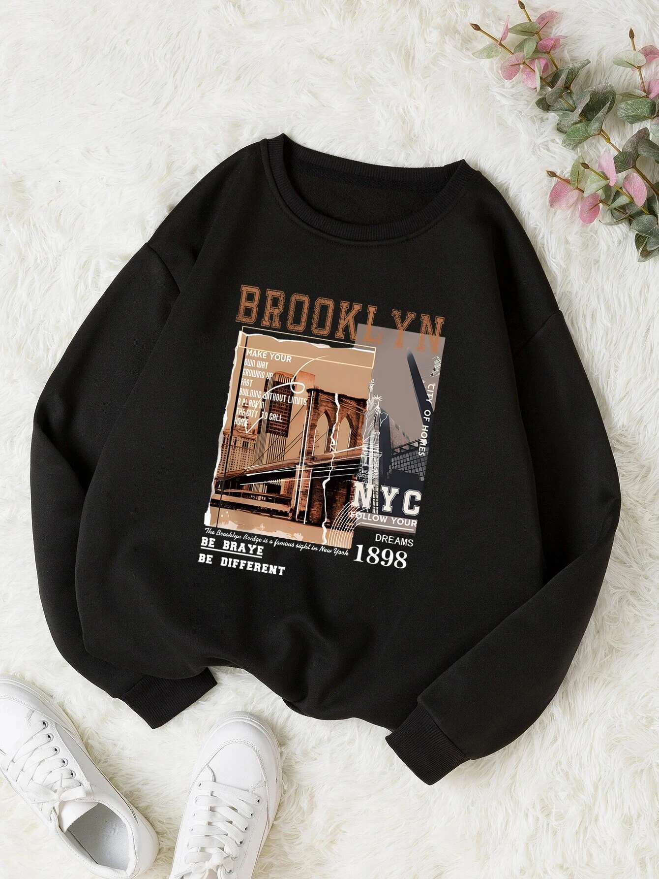 Women's Casual Printed Warm Round Neck Loose Fitting Pullover With Long Sleeves And V-shaped Fashion Designer Sportswear