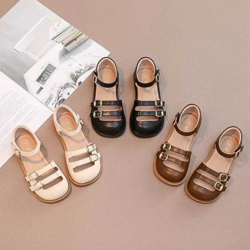 New 2024 summer sandals for girls soft and non slip princess shoes childrens leather cutting childrens closed toe soft and fashionable childrens shoes