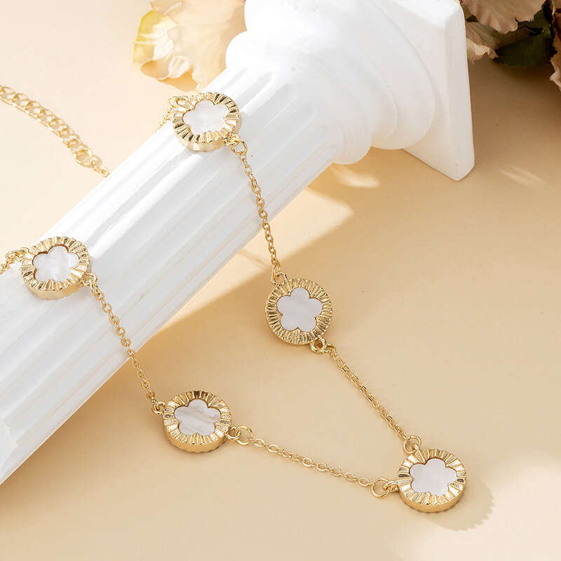 TEMU's new leaf clover bracelet necklace set exudes an elegant temperament with a five petal wer pendant and accessories for women