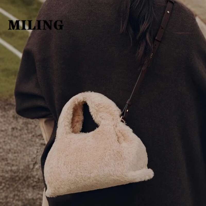 Wool Cloud For Winter Fluffy Short Handle Clutch Women's Vintage Single Shoulder Soft Cute Crossbody Bag