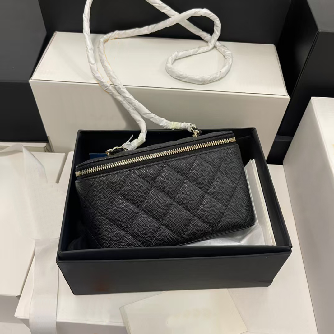 Highest quality makeup bag shoulder bag designer bag toiletry bag wash bag cosmetic bag X053