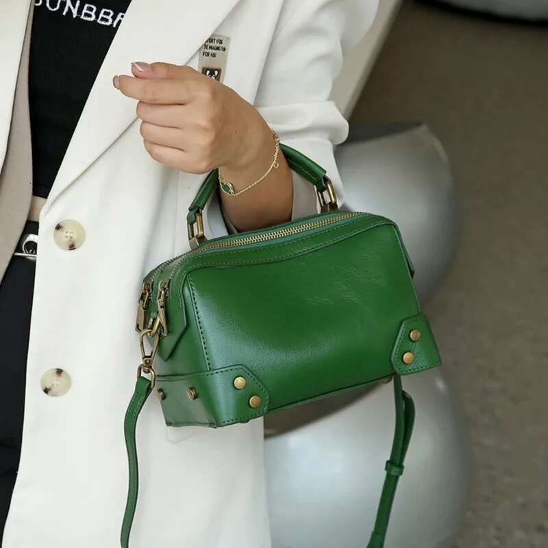 2025 Soft Crossbody Fashion Leather Female Baotou Layer Cowhide Portable Designer Bag