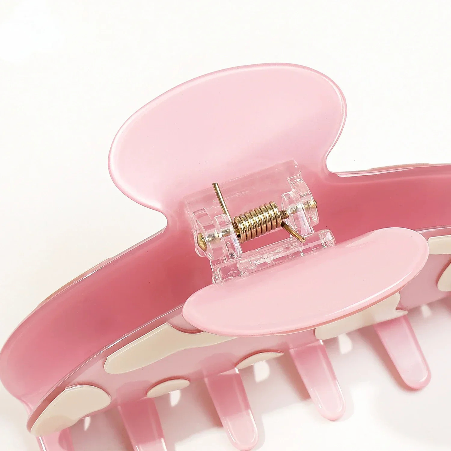 Cow Pattern Cute Hair Clip Fashionable Semi-circle Womens Back Head Clip Shark Clip Festival Girls Hair Accessory Gift 250103