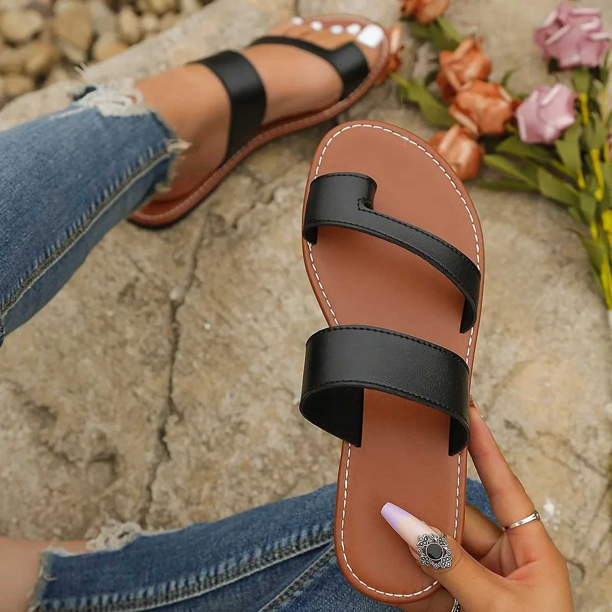 New Arrival Fashionable womens open flat slider - sliding solid color ankle strap casual beach sandals suitable for daily wear T250108