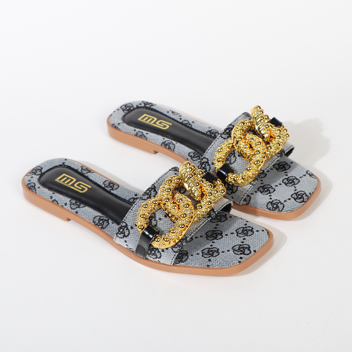 Free Shipping slides designer Slippers womans sandals flat slipper fashion casual outdoor shoes ladies women