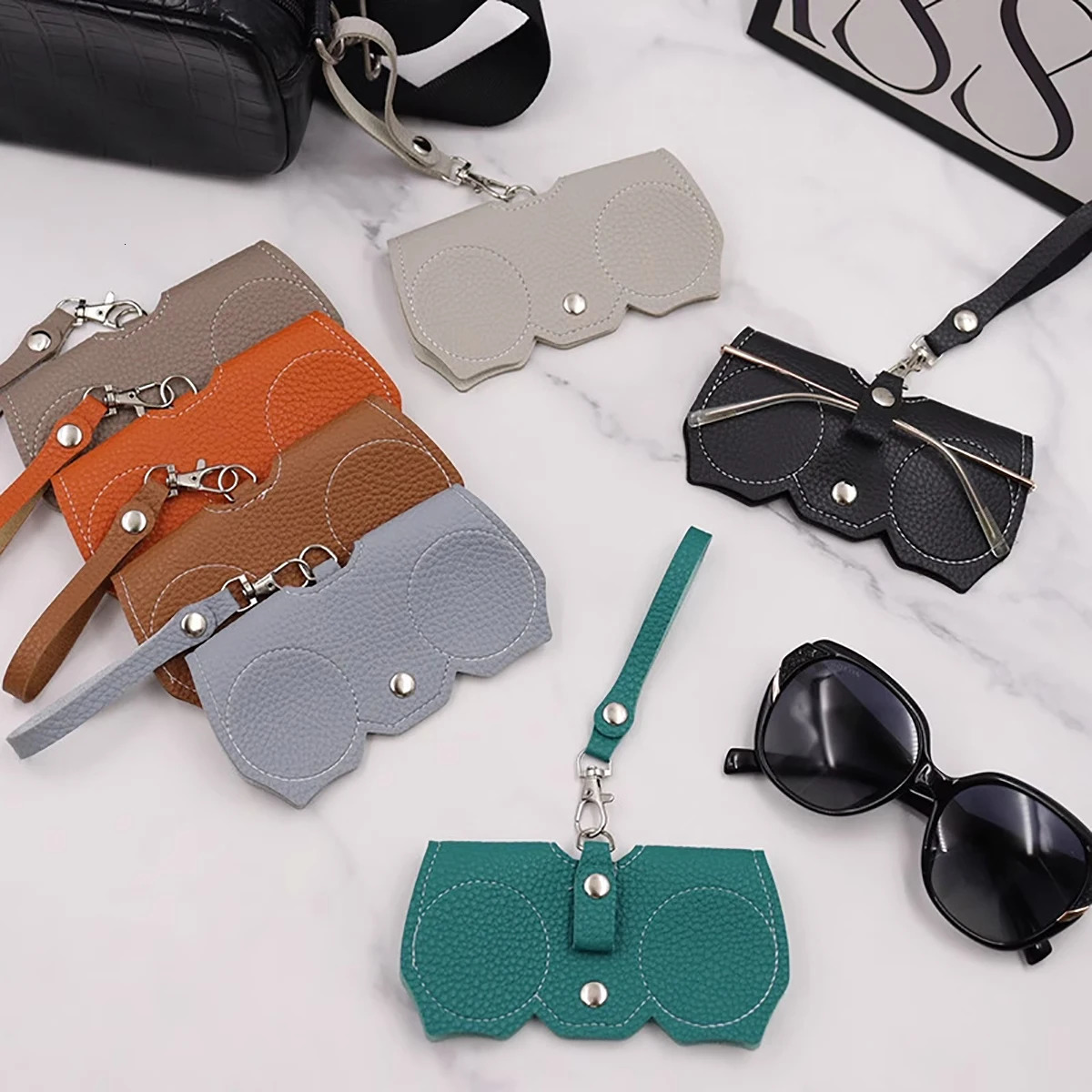 1pc Litchi Embossed Glasses Cover Cute Hanging PU Leather Sunglasses Reading Storage Bag Portable Travel Eyewear Holder 250109