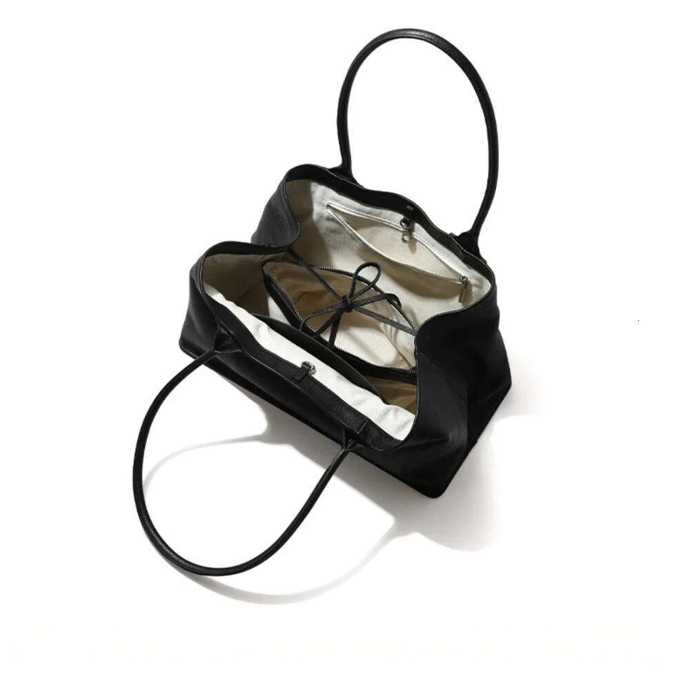 Motingsome 100% Natural Leather Bag Woman Shoulder Underarm Pillow Bags Chic French Style Lady Daily Purse Black Tote 2025 New