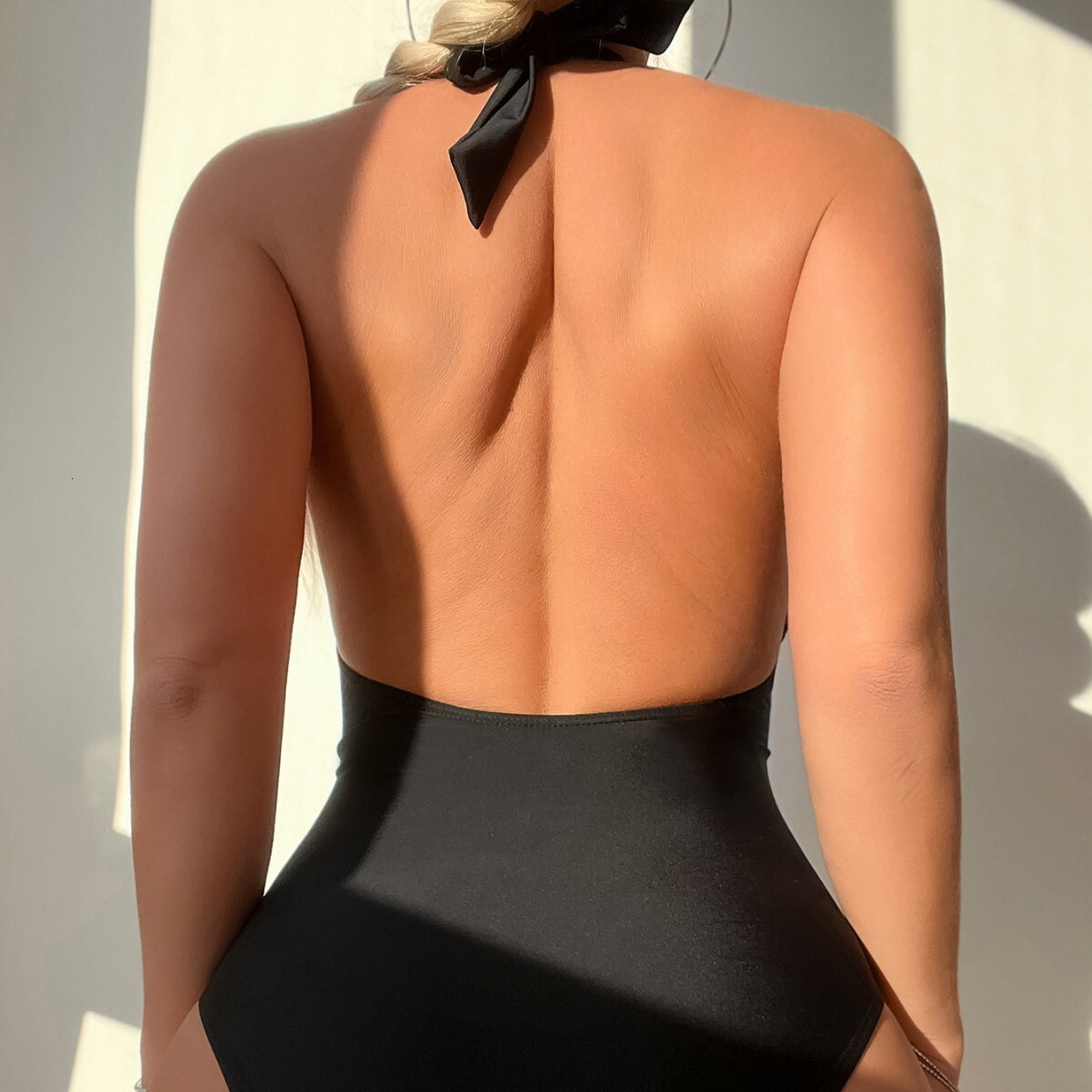 2025 black minimalist high-end one-piece bikini swimsuit designer trendy beach swimsuit