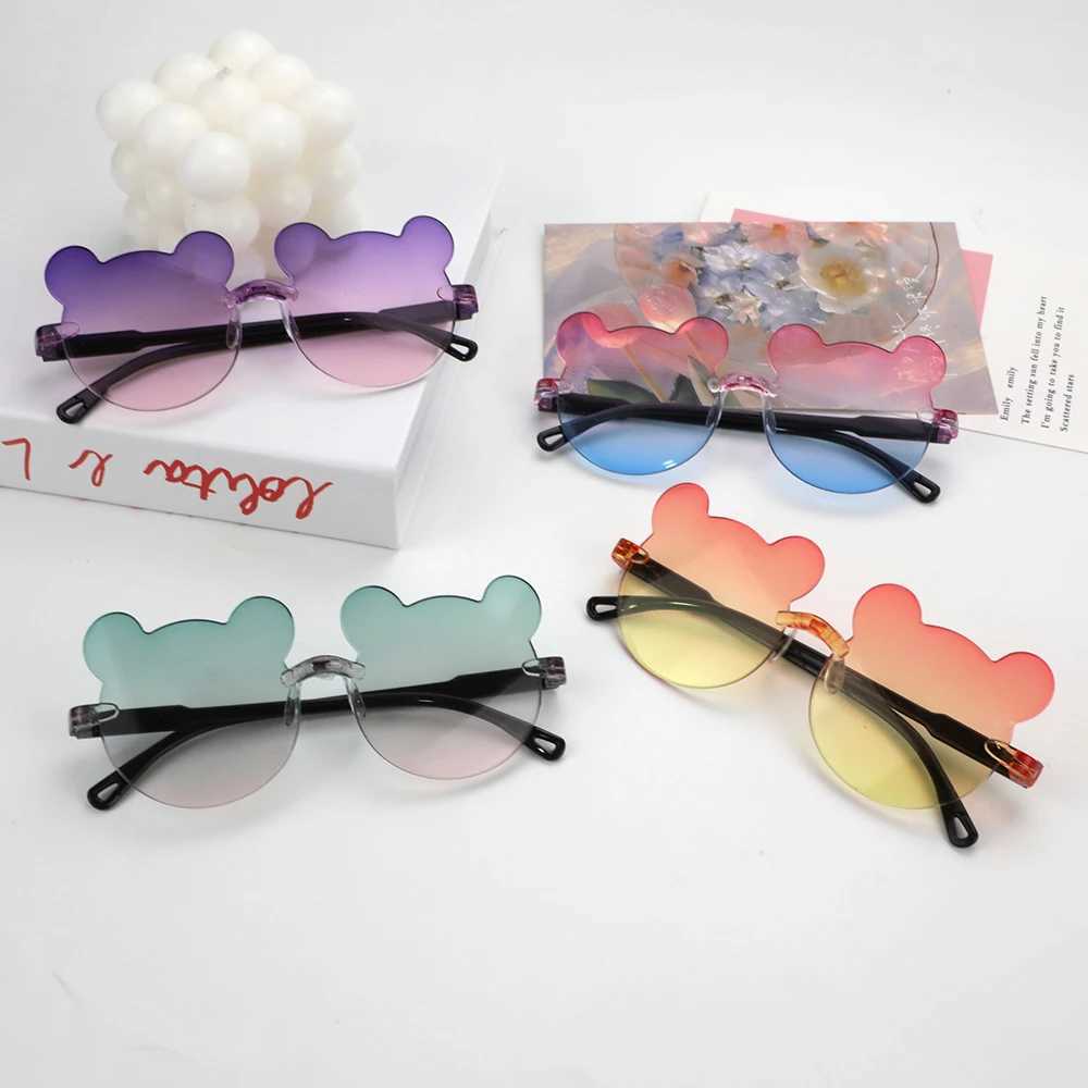 Childrens Cute Bear shaped Gradient Sunglasses Fashion Outdoor UV400 Sunglasses Baby Girls Sun Protective Glasses Childrens Sunglasses W250109