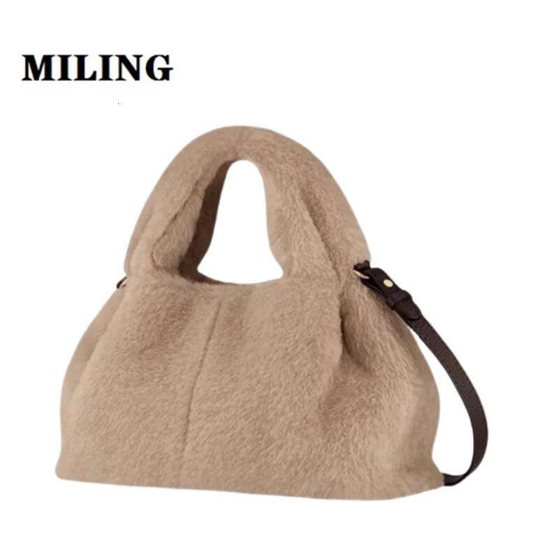 Wool Cloud For Winter Fluffy Short Handle Clutch Women's Vintage Single Shoulder Soft Cute Crossbody Bag