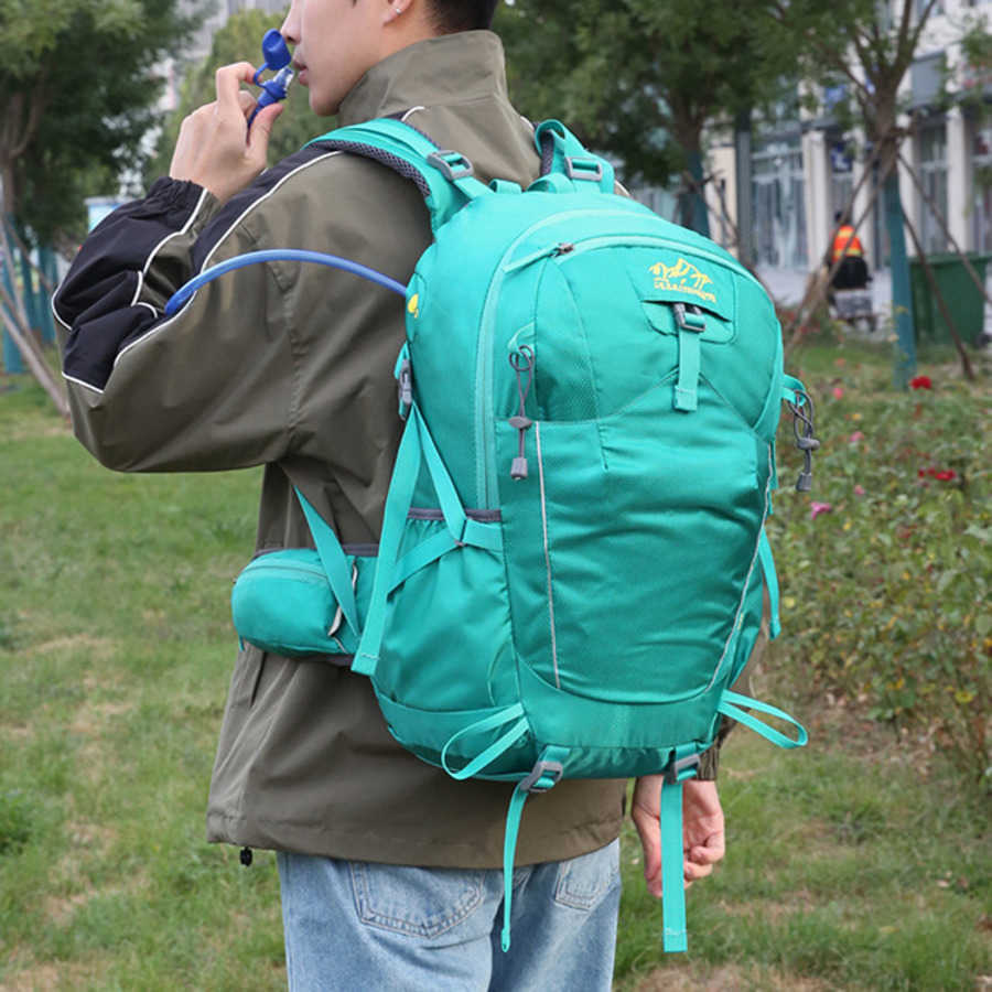 New Sport Outdoor Waterproof Nylon Backpack With Large Capacity Travel Backpack Print Travel Bag Daypack 240920