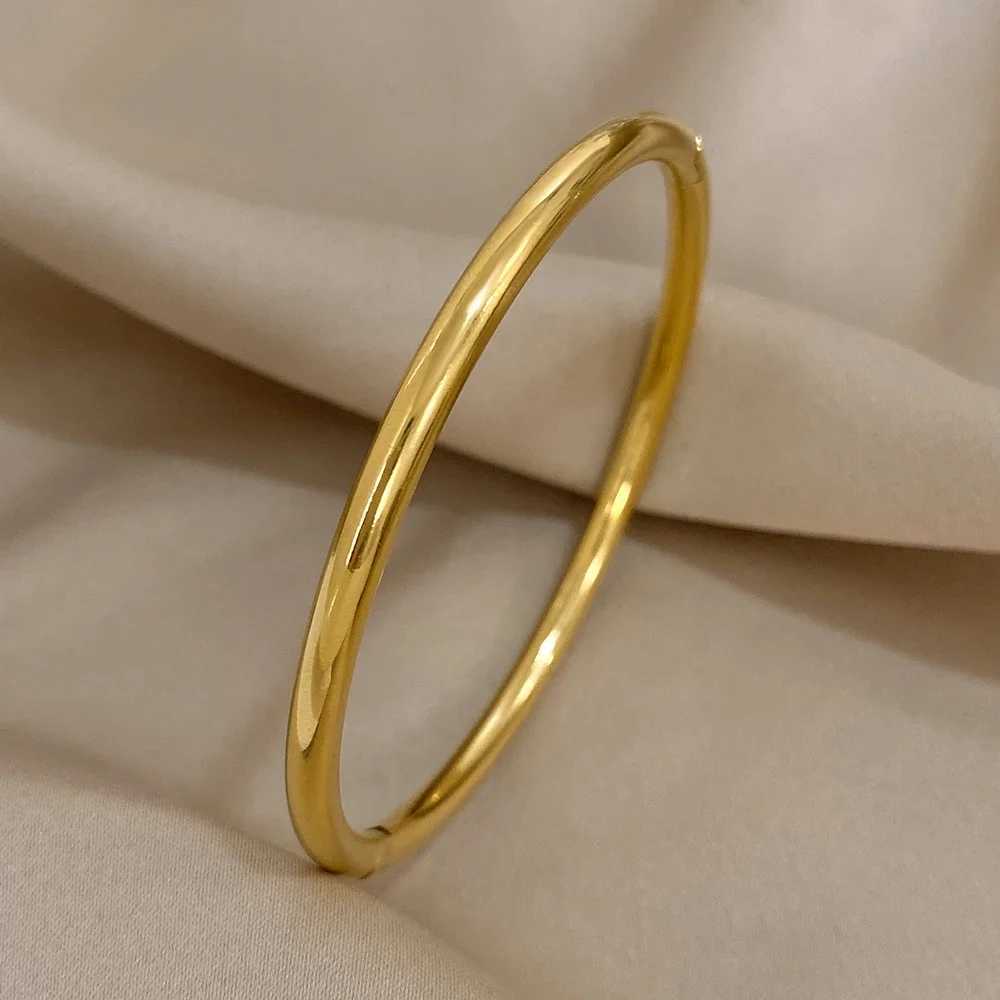 Greatera Waterproof Polished Stainl Steel Cuff Bracelet Bangles for Women Gold Plated Smooth Metal Openable Bracelets JewelryXJ250109