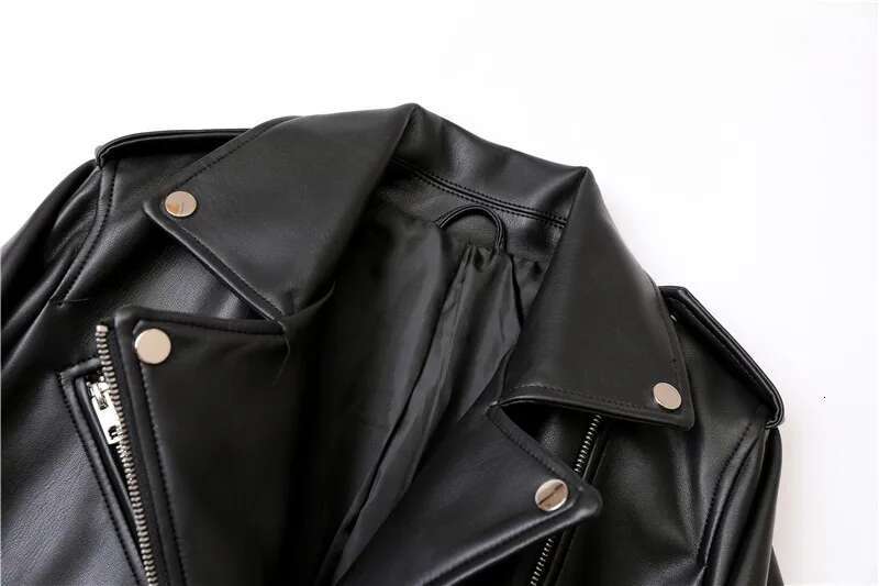 Classic Black Spring And Autumn The New Belt Detachable Epaulet Motorcycle Leather Jacket