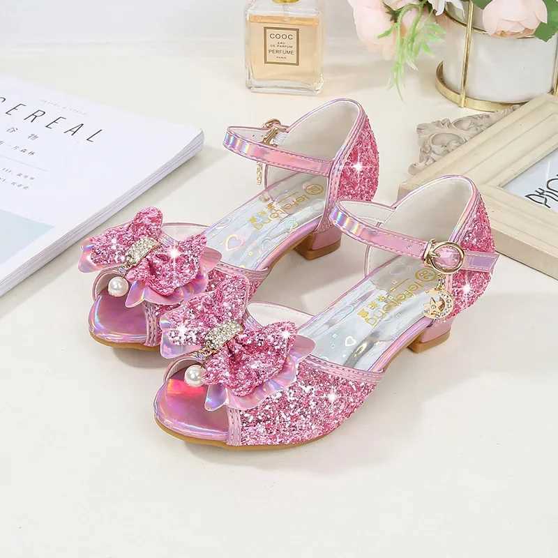 Childrens Princess Wedding Leather Shoes Summer Classic Bow Girls Crystal Sandals Sparkling Par Dance Childrens High Heels W250108