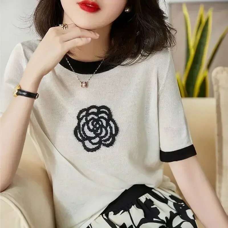 Spring Autumn New Women's Round Neck Contrast Color Worsted Wool Knitted Sweater Elegant And Fashionable Jacquard Type