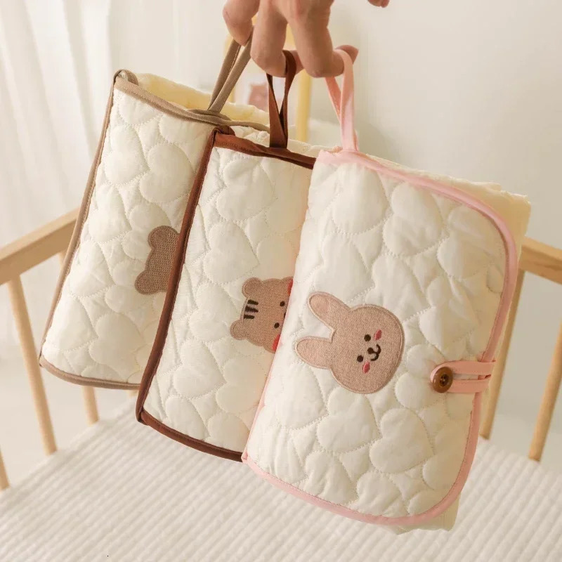 Foldable Portable Diaper Pad Waterproof Baby Infant Diaper Urine Mat for born Simple Bedding Cover Pad 250109