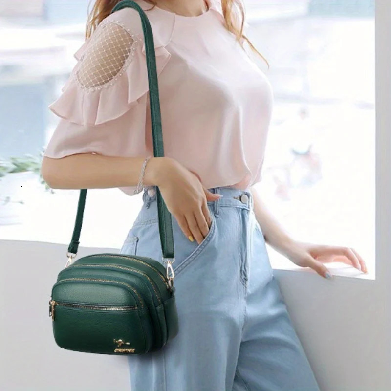 Trendy Multi-layered Fashionable Bag For Women Versatile Crossbody Bag Large Capacity For Daily Work Commute. 250106