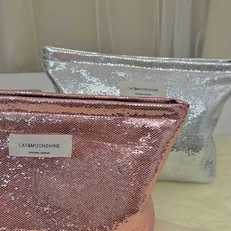 Large capacity womens makeup bag womens travel cosmetics toilet storage bag handbag fashionable portable shiny makeup bag W250109