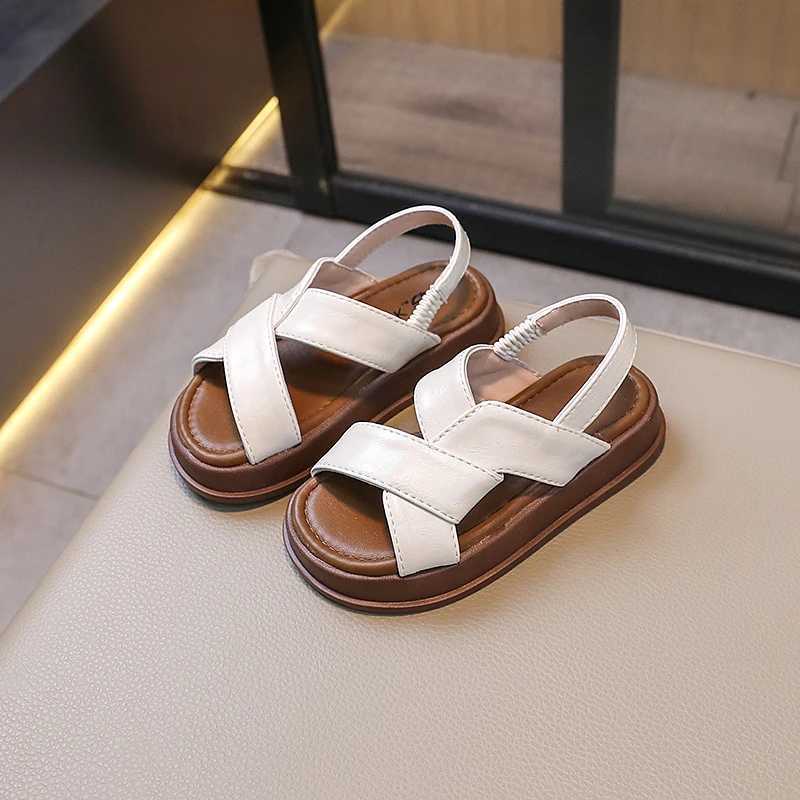 2024 Childrens Sandals Boys Summer New Girls Apron Beach Sandals Fashion Thick Bottom Childrens School Cut Solid Color Sandals W250108