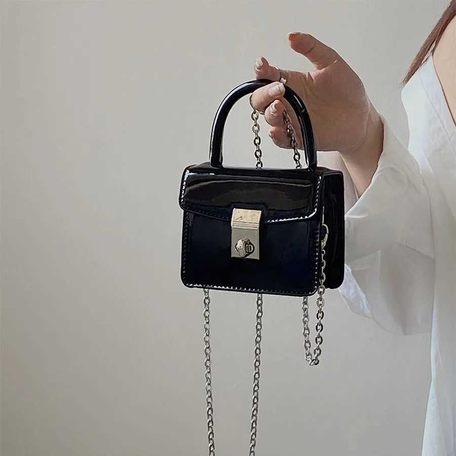 Fi odile Pattern Small Square Bag For Women Chain Shoulder Crossbody Bag Glossy Leather Buckle Handbag SahelXJ250108