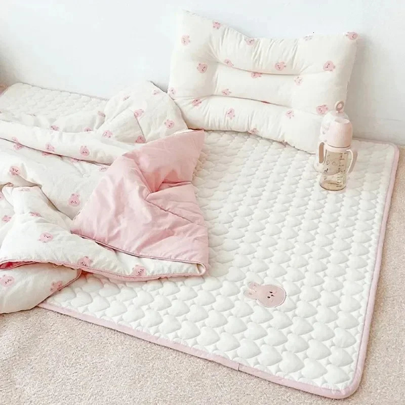 Cotton Bed Sheet Multi functional Childrens Mattress Little Bear Baby Urinary Mat Baby Waterproof Washable 250109