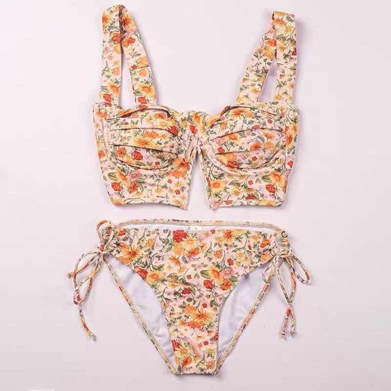 2025 New Fresh Swimsuit Designer Women's Sexy Bikini Summer Small Chest High End Split Flower Conservative Swimsuit