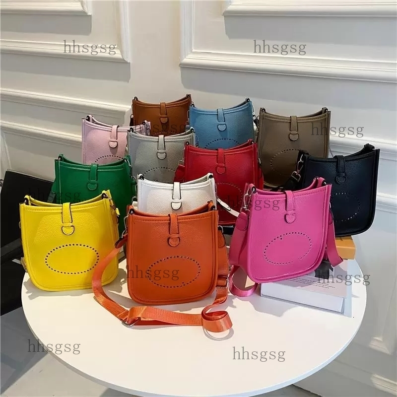 2025 Cellphone Case Waist pouch bag designer handbag Purses Womens Men BumBag Belt Women Pocket Bags Fashion Tote