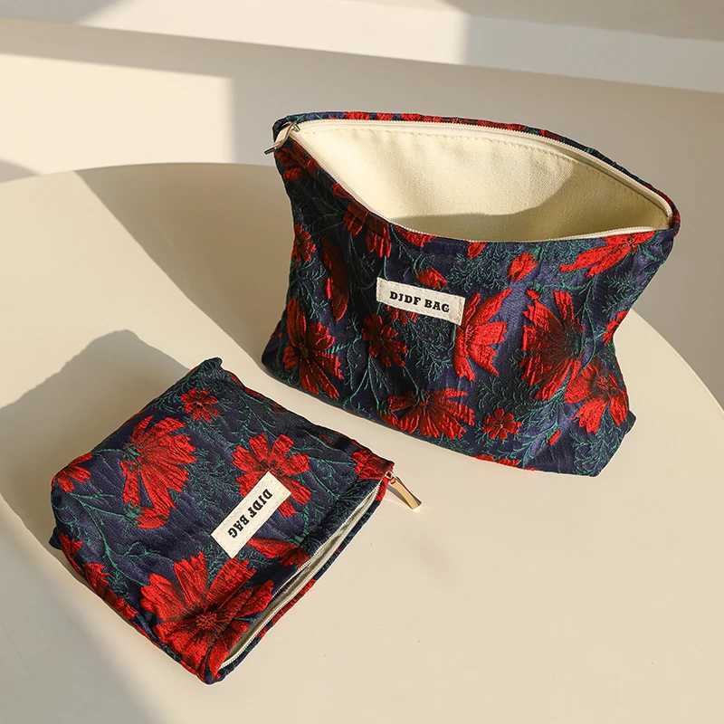 Mini womens makeup bag portable red soft small sanitary pad storage bag coin key bag portable bank card bag W250109
