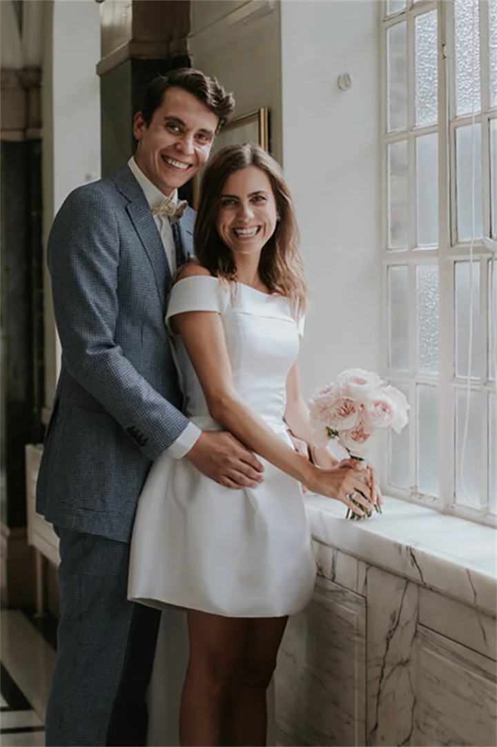 Customized Exquisite Satin Wedding Dresses Short Bridal Gowns Mini Length Brides Dress Robe de mariee Short Sleeves