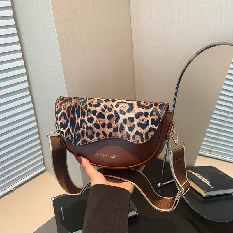 Waist Bags Designer Female Belt Fashion Trend Fanny Pack And Phone Leopard Print Lady Woman Crossbody Chest Bag