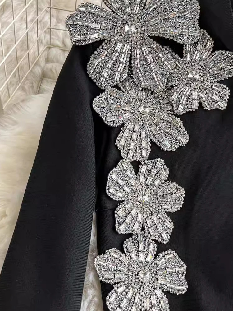EWQ Elegant Two-piece Set Womens Stand Collar Long Sleeves Diamond Tops With High Waist Split Skirts 2025 Spring 27X1917 250109
