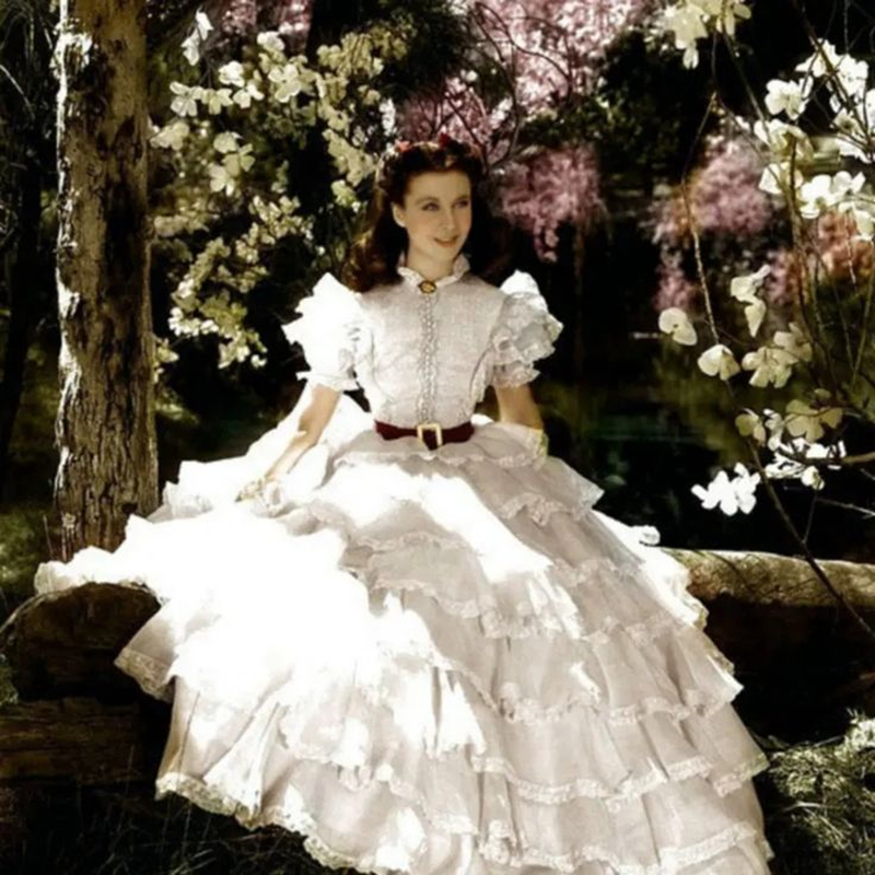 Vintage Ivory Tiered Wedding Dresses Pluffy Ball Gown Ruffles Bride Gown High Neck Floor Length Puff Short Sleeve Bridal Dress