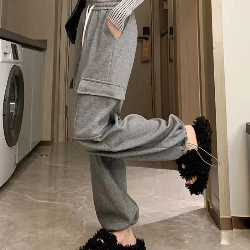 Plus Velvet Cargo Pants Women Men High Waist Drawstring Baggy Trousers Harajuku Big Pocket Oversized Wide Leg Sweatpants 250109