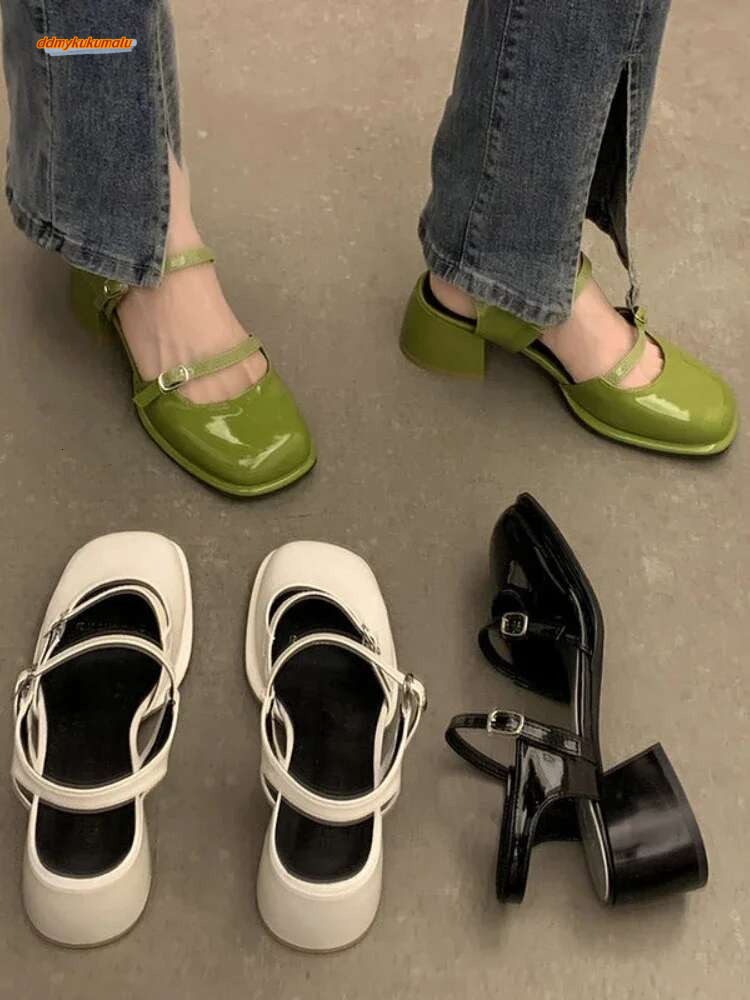 Non-slip Round Toe Sandals Ladies Casual 2023 Summer Hollow Beach Elegant Korean Fashion Party Shoes Woman Design ddmykukumalu