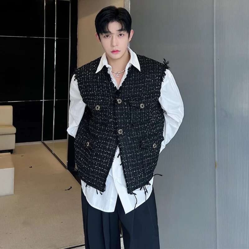 Korean Style Coarse Tweed Vest Coat Trend Men Knit Burrs Casual Tank Tops Fashion Male Versatile Elgance Clothing