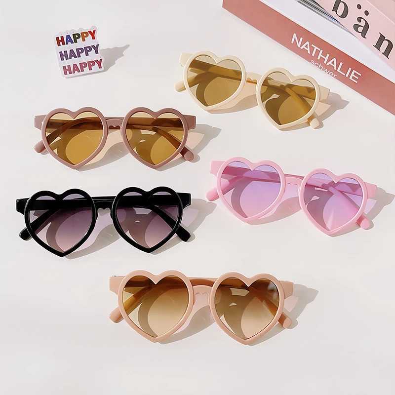 New Childrens Heart Sunflower Fruit Rabbit Ear Sunglasses for Girls Boys and Children Outdoor Circular Polarization UV400 Sunglasses W250109