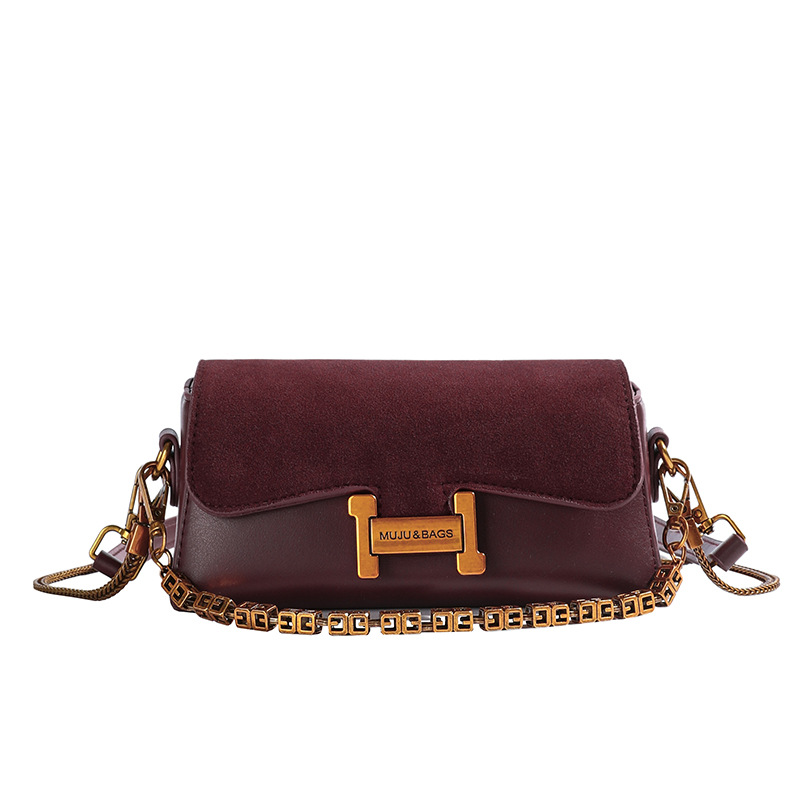 Stylish Multi-Functional Shoulder Purse with Premium Chain Detail