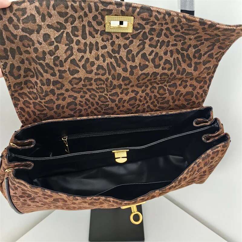 Fashion Vintage Leopard Print Women's Large Capacity Lock Shoulder Bag Autumn Winter New OL Work Commute Business Handbag 2025