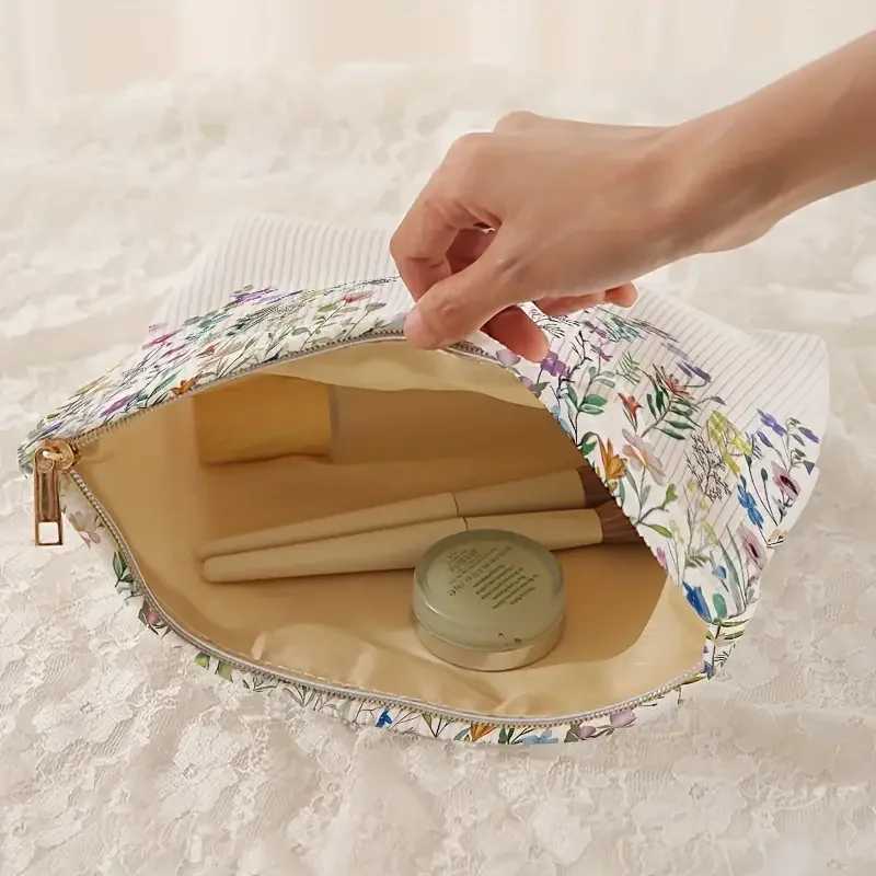 Floral printed Corduroy makeup bag lightweight zipper makeup storage box multifunctional bag with lining W250109