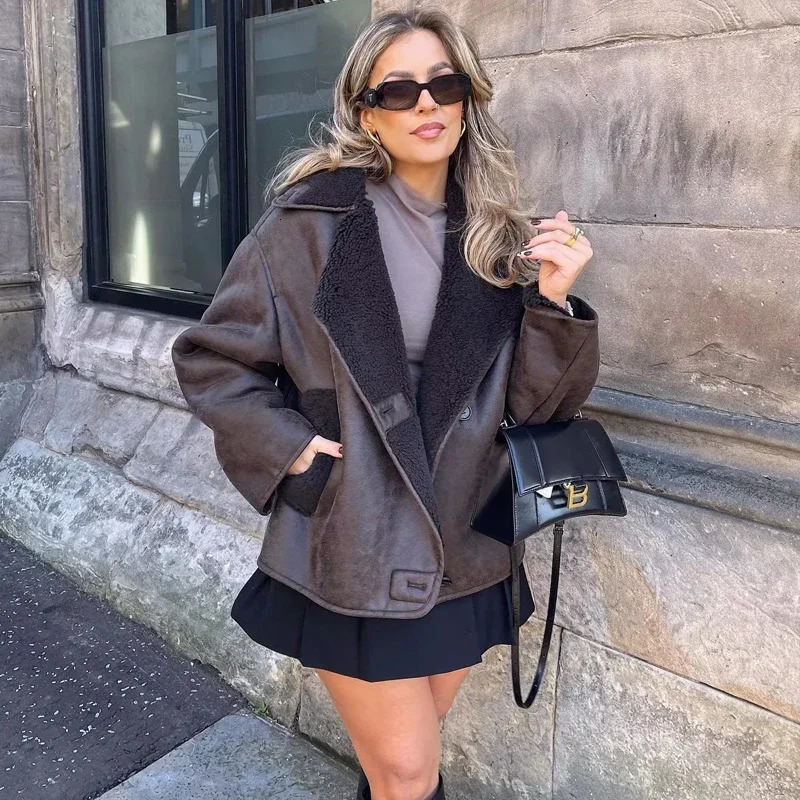 TRAF Fleeced Faux Leather Jacket Women Outerwears Vintage Cold Wool Blends Coats For Woman Autumn Winter Plush 250103