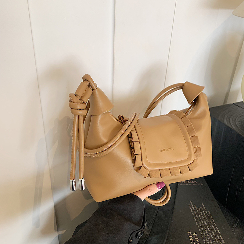 2025 Designer Women Versatile 3 Shoulder Crossbody Armpit Bag Fashion Triple Black Coffee Khaki Free shipping