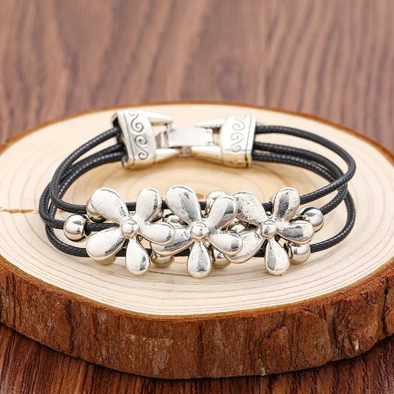 Bohemian Vintage Flower Lucky Leather Multilayer Bracelet for Women Men Friendship Handmade Jewelry Couples Bangle GiftXJ250109