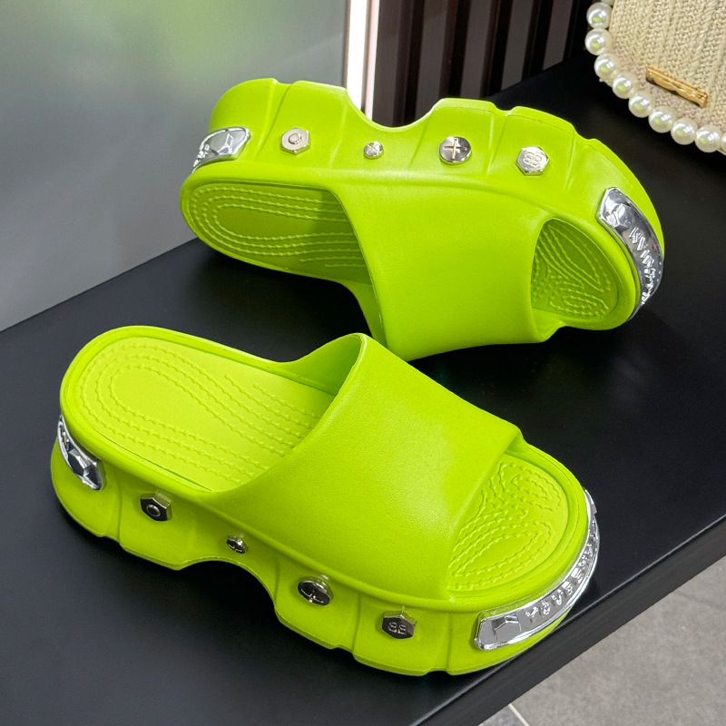 Free Shipping 2025 new slides designer Slippers womans sandals Platform Thick soled rivet shoes Indoor home outdoor women 4a50 7d5d bfd