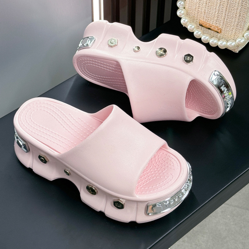 Free Shipping 2025 new slides designer Slippers womans sandals Platform Thick soled rivet shoes Indoor home outdoor women 4a50 7d5d bfd